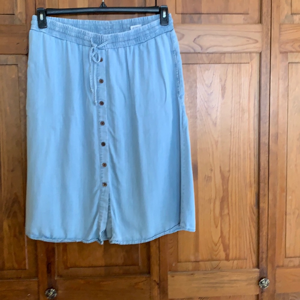 Denim skirt fades light blue